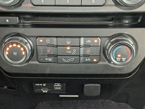 Used 2015 Ford F150 XLT w/ Equipment Group 302A Luxury RWD image 20