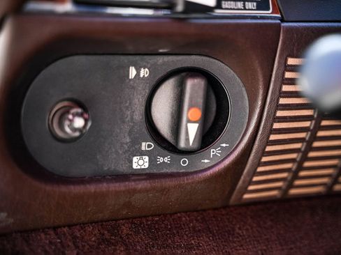 Used 1988 Mercedes-Benz 560 SL image 47