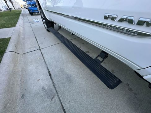 Used 2022 RAM 1500 Limited image 35