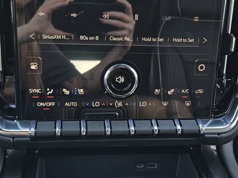 New 2026 GMC Yukon Elevation w/ Elevation Premium Package image 15