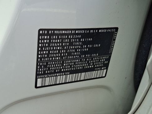 Used 2023 Volkswagen Tiguan SE R-Line FWD image 20