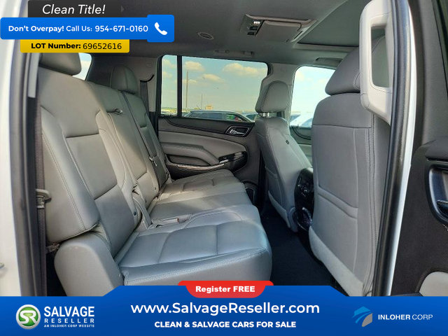 Used 2019 Chevrolet Suburban LT RWD image 15
