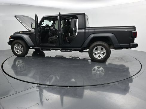 Used 2020 Jeep Gladiator Sport w/ Quick Order Package 24S AWD/4WD image 28