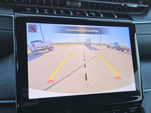 New 2025 Jeep Grand Cherokee Limited image 15