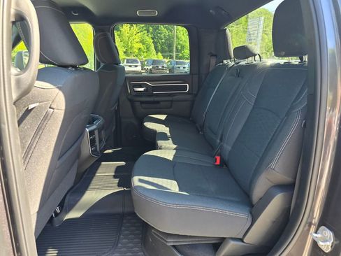New 2026 RAM 3500 Big Horn AWD/4WD image 9