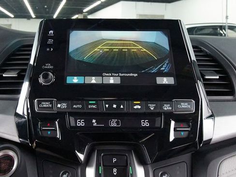 Used 2018 Honda Odyssey EX-L image 17