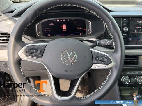 Used 2024 Volkswagen Taos SEL image 16