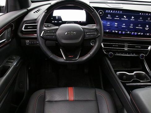 Certified 2024 Chevrolet Traverse RS w/ LPO, Floor Liner Package image 17