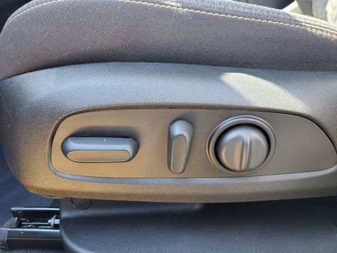 Certified 2024 Chevrolet Equinox LT w/ LPO, Floor Liner Package FWD image 21