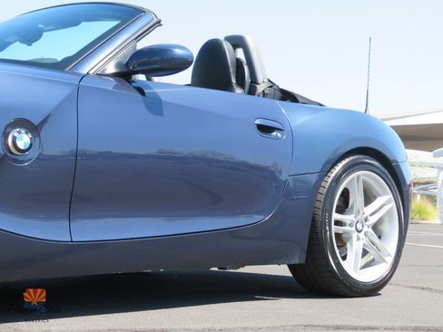 Used 2005 BMW Z4 2.5i RWD image 24