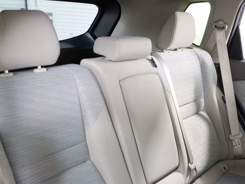 Used 2023 Nissan Rogue SV image 27