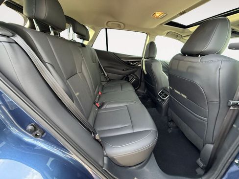 Used 2022 Subaru Outback Limited AWD/4WD image 23