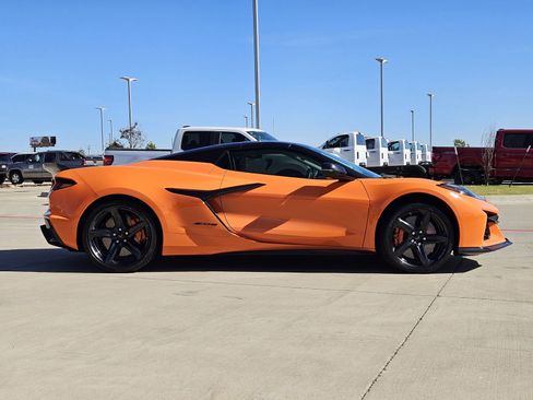 Certified 2023 Chevrolet Corvette Z06 w/ Battery Protection Package image 8