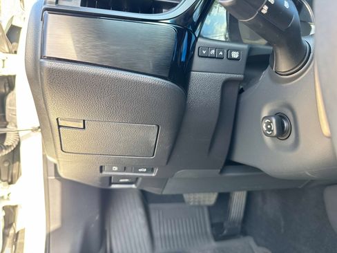 Certified 2024 Lexus ES 350 w/ Premium Package image 31