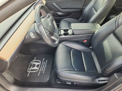 Used 2018 Tesla Model 3 Long Range image 7