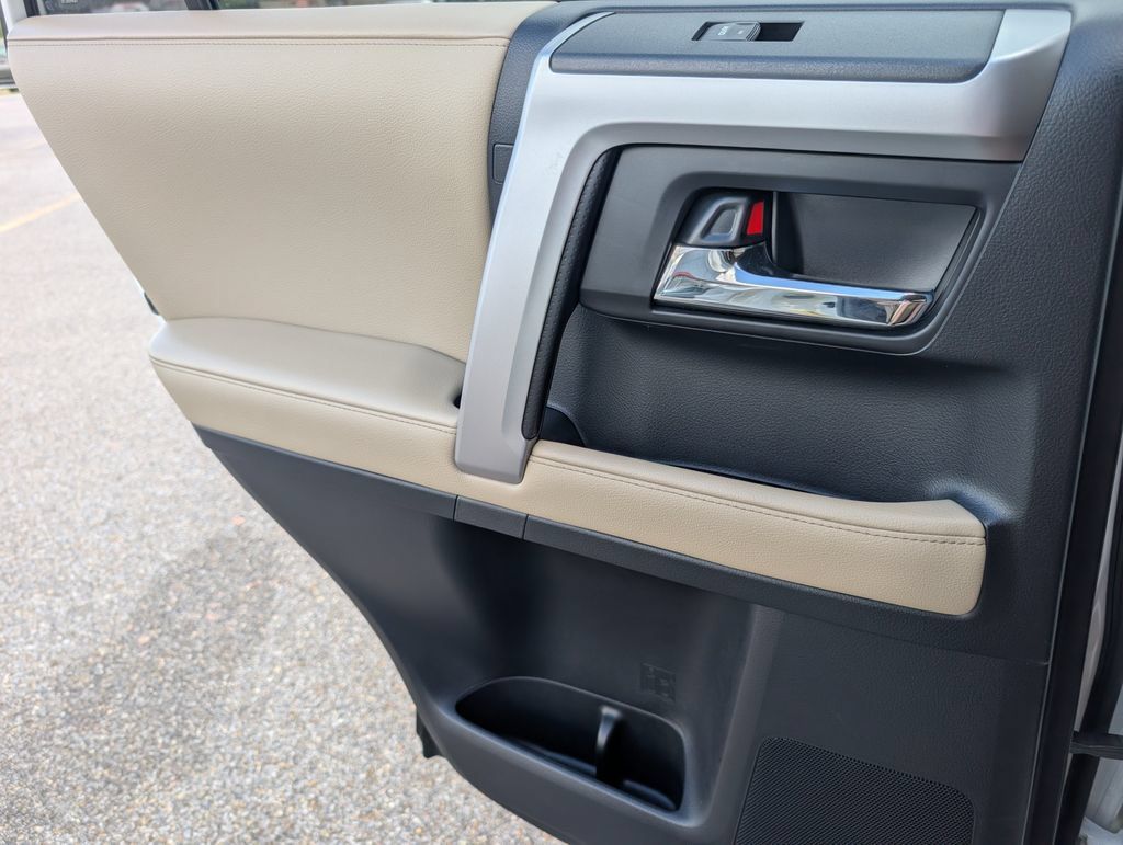 Used 2023 Toyota 4Runner SR5 Premium w/ Moonroof Package RWD image 29
