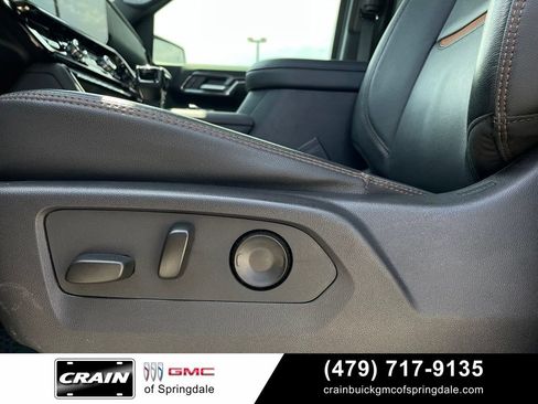 Used 2024 GMC Sierra 1500 AT4 w/ Technology Package AWD/4WD image 10