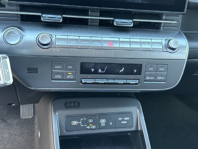 Used 2026 Hyundai Kona SEL Premium FWD image 32