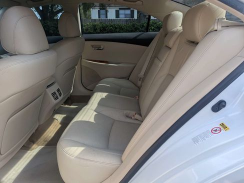 Used 2011 Lexus ES 350 FWD image 12
