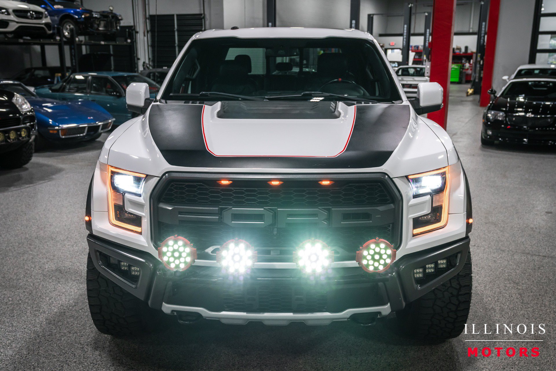 Used 2018 Ford F150 Raptor w/ Equipment Group 802A Luxury AWD/4WD image 8