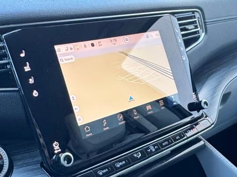 Used 2024 Jeep Wagoneer Series II w/ Flexible Seating Group image 27