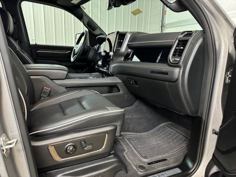 Used 2025 RAM 1500 Limited w/ Body Color Bumper Group image 28