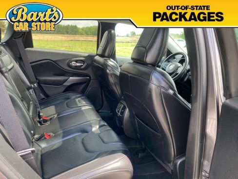 Used 2019 Jeep Cherokee Limited AWD/4WD image 10