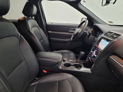 Used 2017 Ford Explorer Sport AWD/4WD image 21