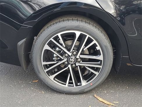 New 2026 Toyota Camry XLE image 5