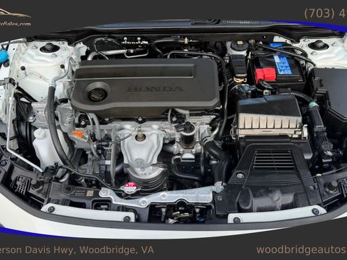 Used 2025 Honda Civic LX image 32