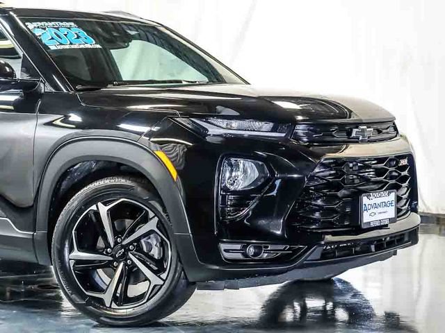 Used 2023 Chevrolet TrailBlazer RS w/ Convenience Package FWD image 3