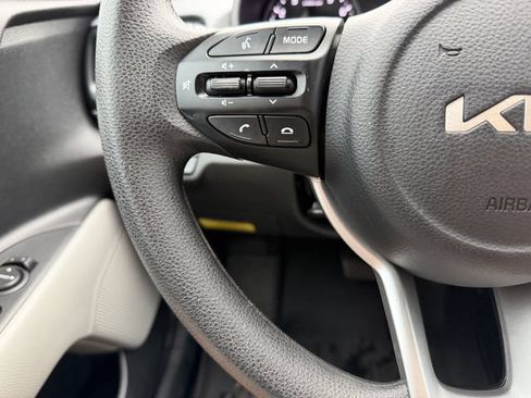Used 2023 Kia Rio S w/ Technology Package FWD image 16