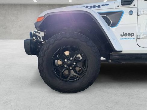 Used 2023 Jeep Wrangler Unlimited Rubicon 4xe AWD/4WD image 23