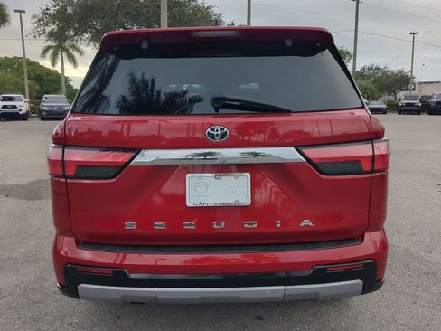 Used 2023 Toyota Sequoia Limited image 6