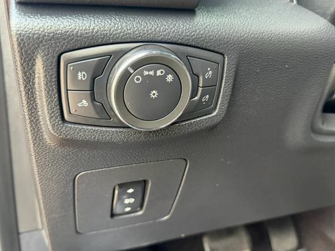 Used 2016 Ford F150 XLT w/ Equipment Group 302A Luxury AWD/4WD image 17