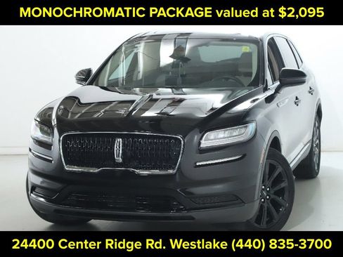 Used 2023 Lincoln Nautilus Reserve w/ Monochromatic Package AWD/4WD image 3