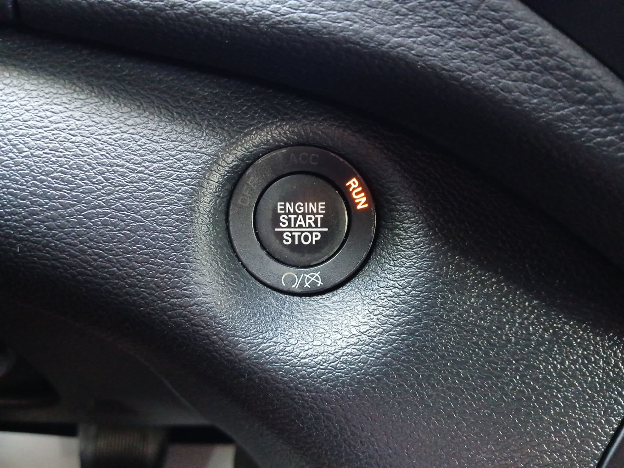 Used 2019 Jeep Cherokee High Altitude FWD image 37