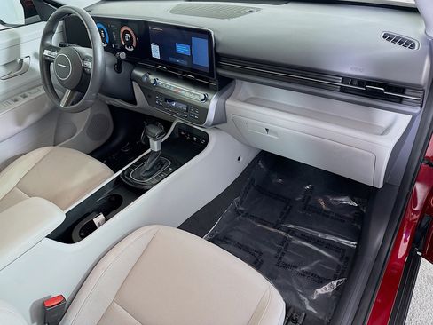 Used 2024 Hyundai Kona SEL FWD image 30