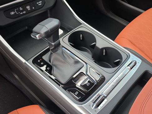 New 2026 Kia Carnival SX FWD image 28