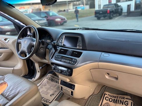 Used 2009 Honda Odyssey Touring image 17