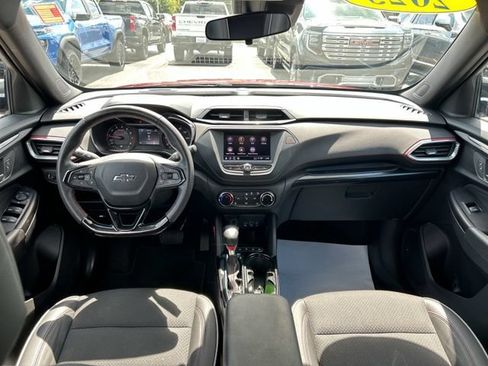 Used 2023 Chevrolet TrailBlazer RS FWD image 21