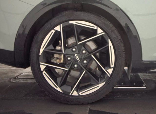 Certified 2025 Kia K4 EX FWD image 17
