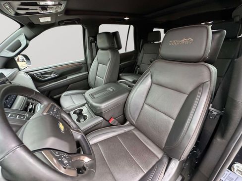 Used 2023 Chevrolet Tahoe High Country w/ Premium Package 2 AWD/4WD image 23
