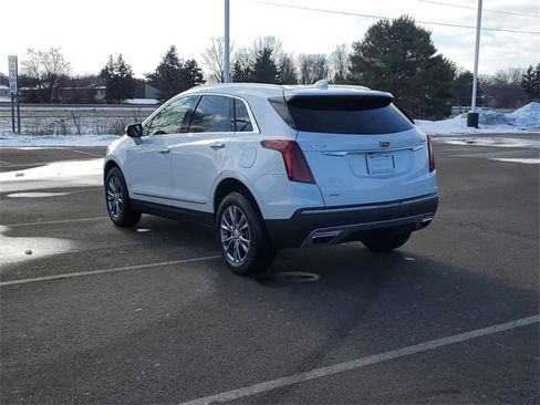 Certified 2023 Cadillac XT5 Premium Luxury image 4