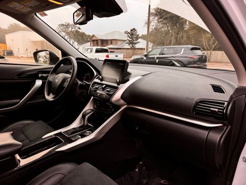 Used 2023 Mitsubishi Eclipse Cross SE image 31