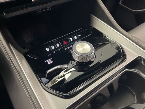 New 2026 Jeep Grand Wagoneer Limited image 11