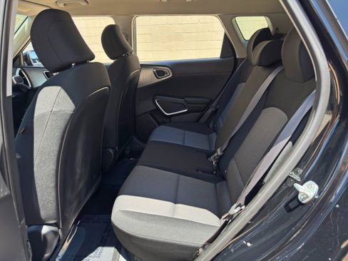 Used 2020 Kia Soul LX FWD image 32