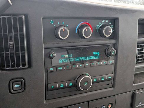 New 2024 Chevrolet Express 3500 w/ Power Convenience Package image 22