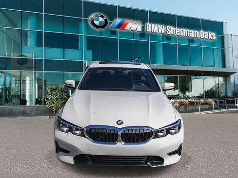 Used 2020 BMW 330i Sedan RWD image 2