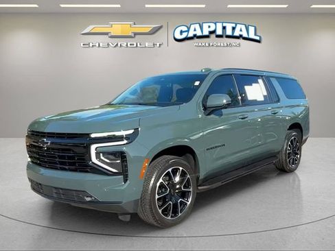 Used 2025 Chevrolet Suburban RST w/ Comfort Package AWD/4WD image 1